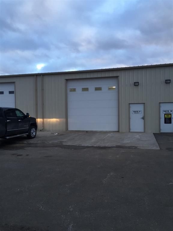 9 31st Ave SE, Minot, ND 58701